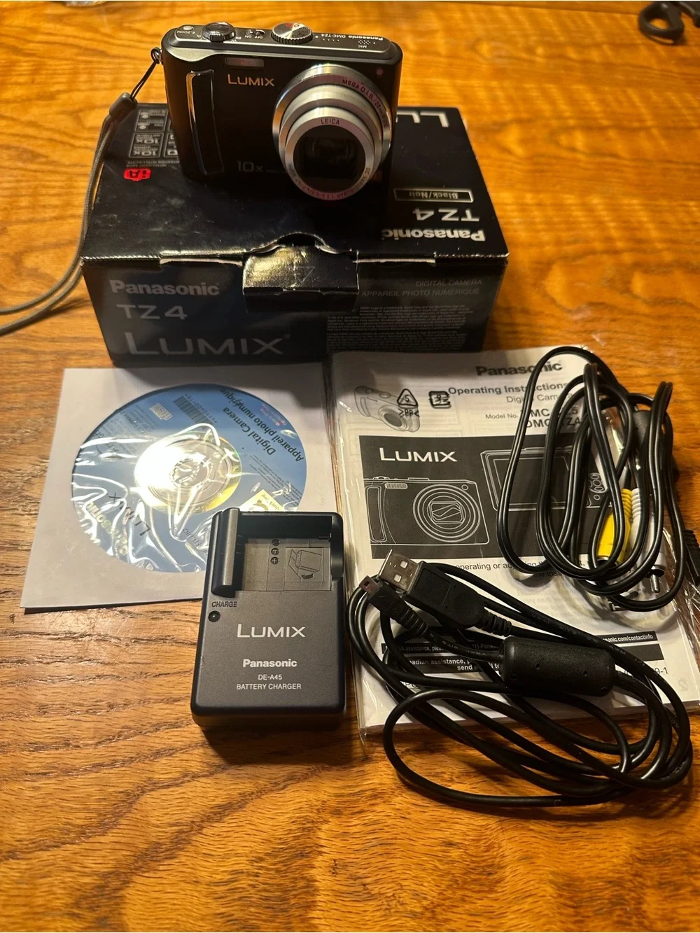 Panasonic compact lumix